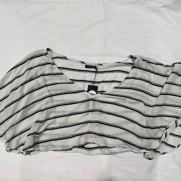 NWT Boohoo Top - Picture 1 of 3